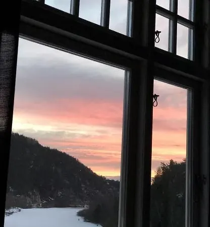 Holiday Apartment *
